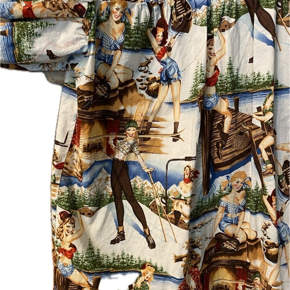 Women’s Alexander Henry Vintage Novelty Pin Up Girls The Great Outdoors Top M/L - Picture 5 of 15